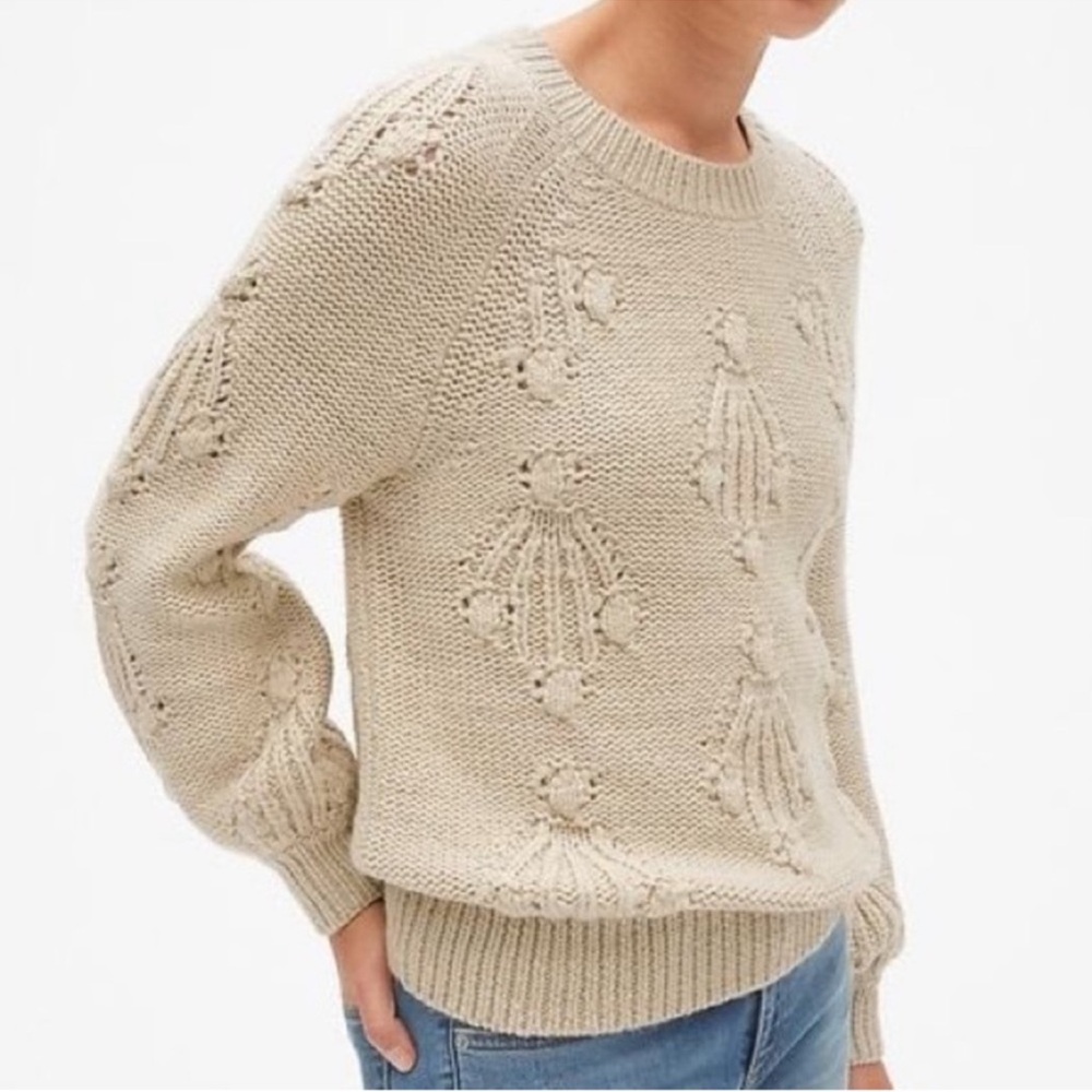GAP Chunky Cable Knit Wool Sweater Cream